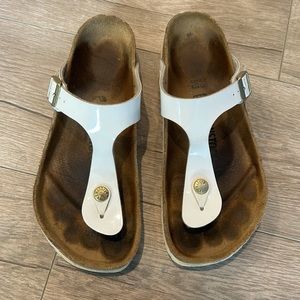 BIRKENSTOCK gizeh white patent leather t-strap SIZE 38